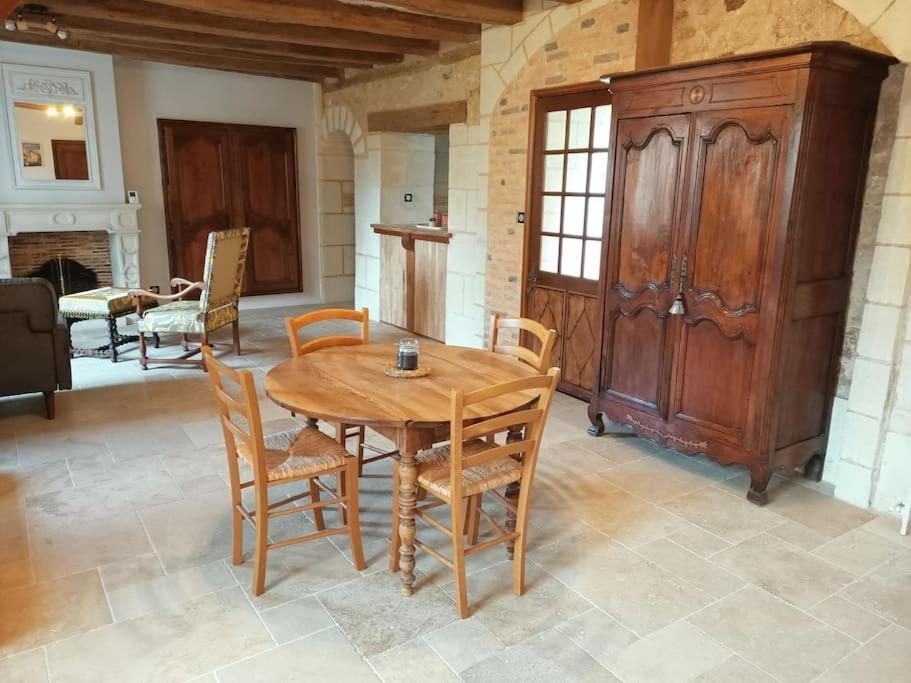Gite Avec Vue Sur L'Indre Artannes-sur-Indre Zewnętrze zdjęcie