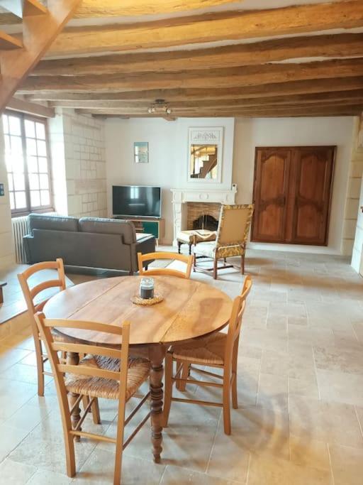 Gite Avec Vue Sur L'Indre Artannes-sur-Indre Zewnętrze zdjęcie